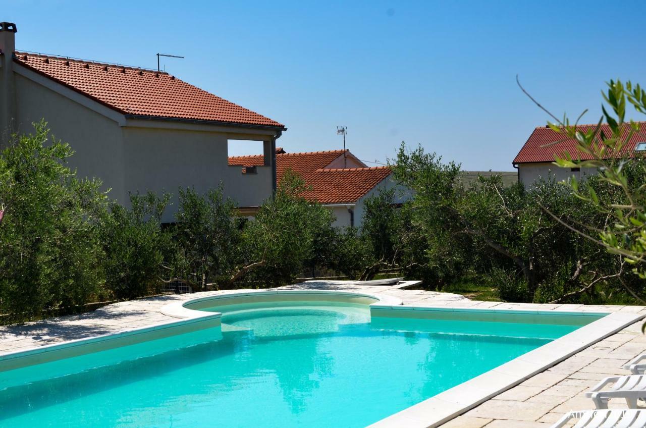 Marazul Apartments Povljana Exterior foto